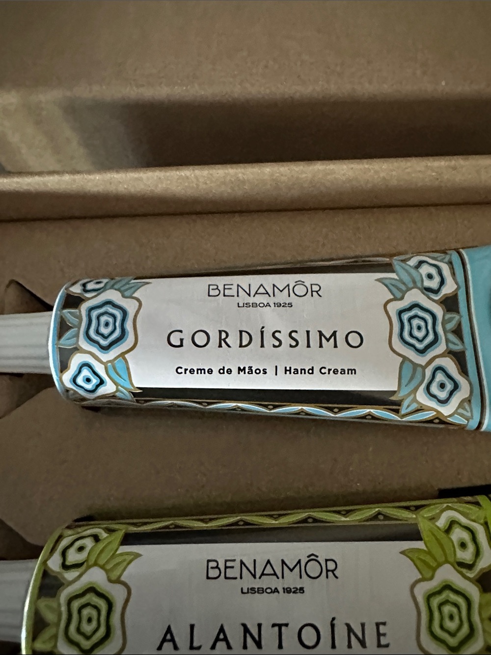 Hand Cream Gift Box - Multi-Color - Picture 5 of 8